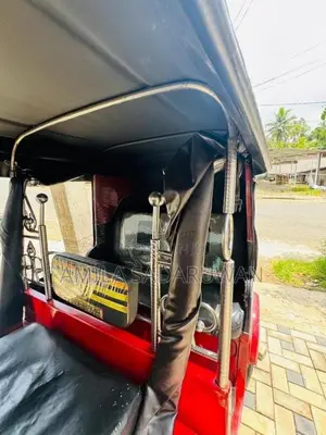 Bajaj RE 2010 Three Wheel (Used)