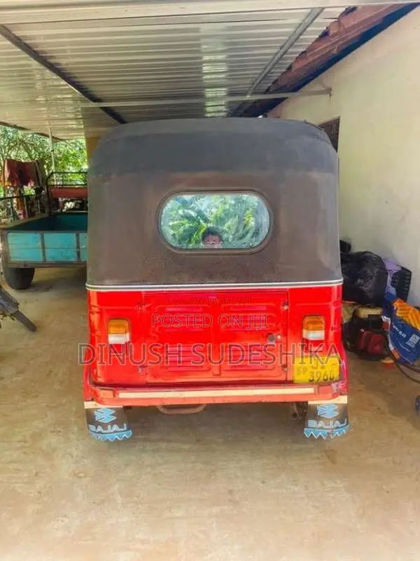 Bajaj 2 Stroke 2004 Three Wheel (Used)