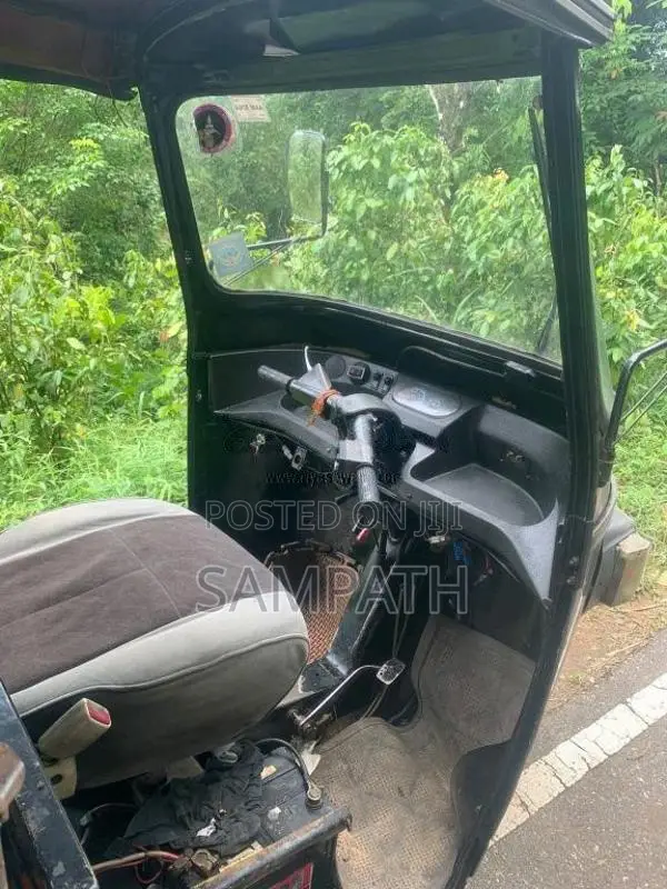 Piaggio Ape 2013 Three Wheel (Used)