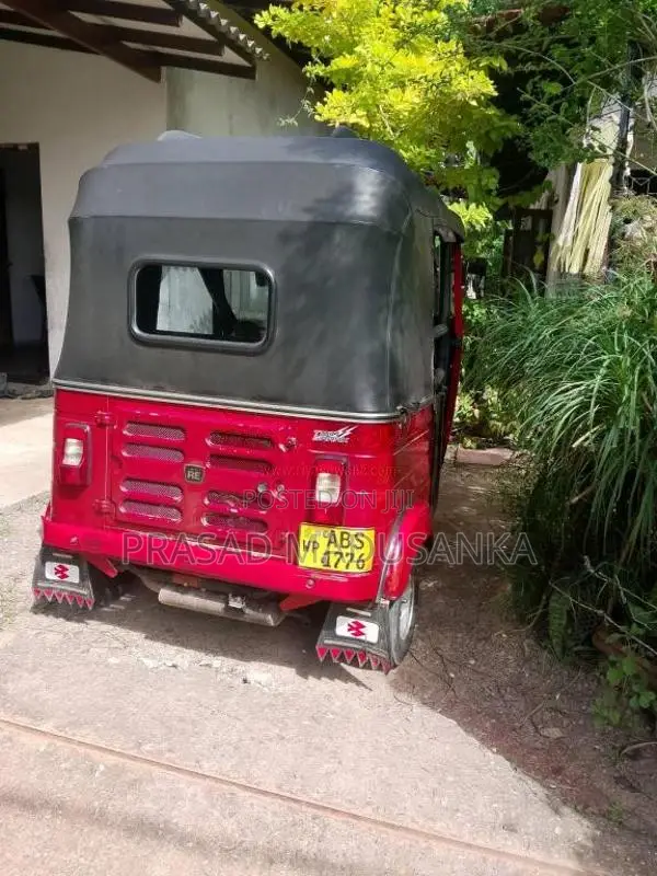Bajaj 4 Stroke 2019 Three Wheel (Used)