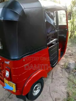 Bajaj 4 Stroke 2020 Three Wheel (Used)