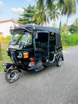 Bajaj RE 4 Stroke 2010 Three Wheel (Used)