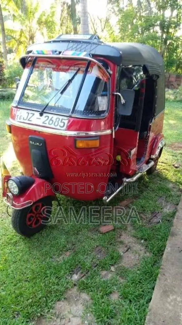 Bajaj RE 2004 Three Wheel (Used)