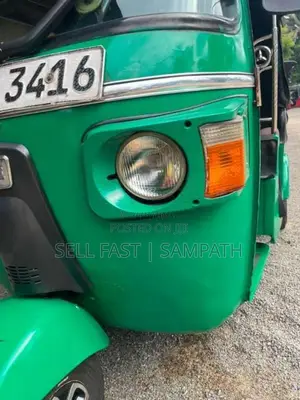 Bajaj 4 Stroke 2010 Three Wheel (Used)
