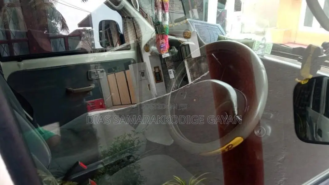 Daihatsu Hijet 2005 Van (Used)