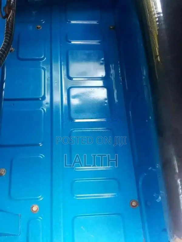 Bajaj 4 Stroke 2008 Three Wheel (Used)