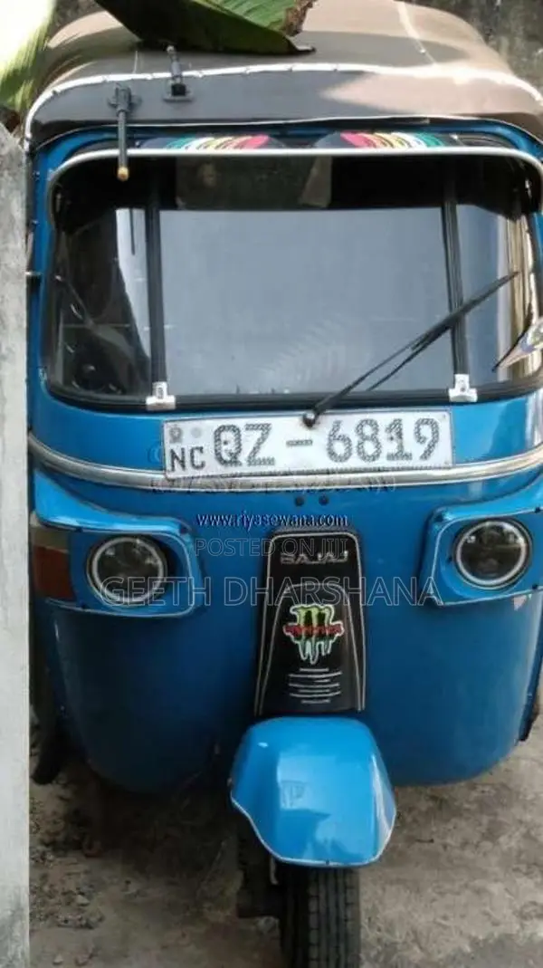 Bajaj 4 Stroke 2010 Three Wheel (Used)