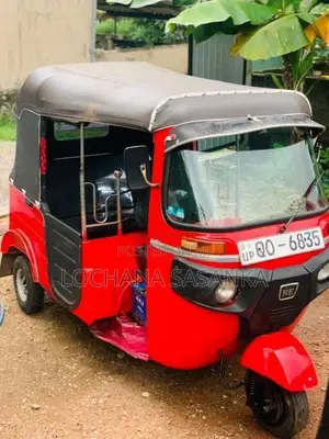 Bajaj 4 Stroke 2009 Three Wheel (Used)