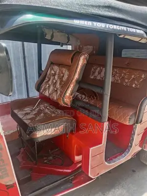 Bajaj RE 2013 Three Wheel (Used)
