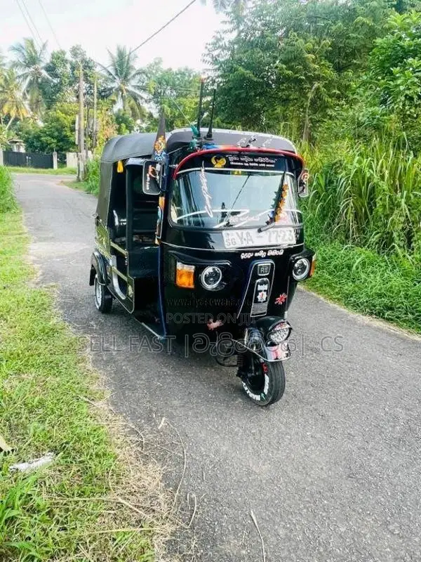 Bajaj RE 4 Stroke 2010 Three Wheel (Used)
