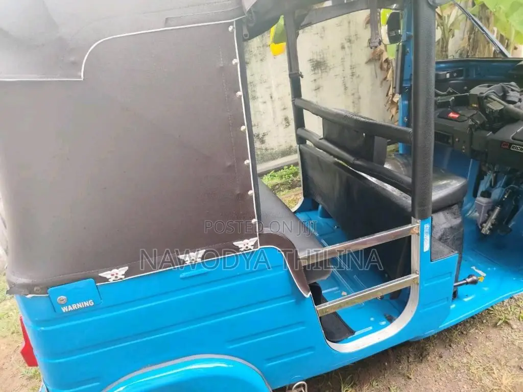 Bajaj RE 2014 Three Wheel (Used)