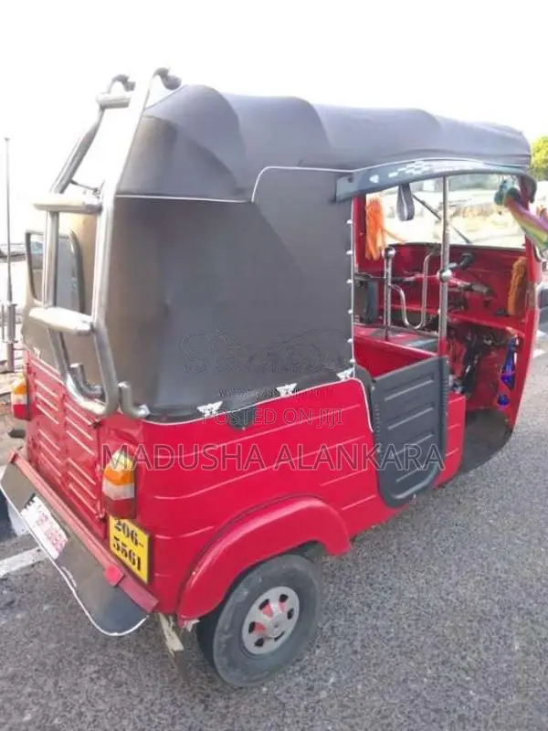 Bajaj 2 Stroke 1996 Three Wheel (Used)