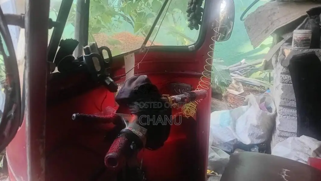 Bajaj 2 stroke 1998 Three Wheel (Used)