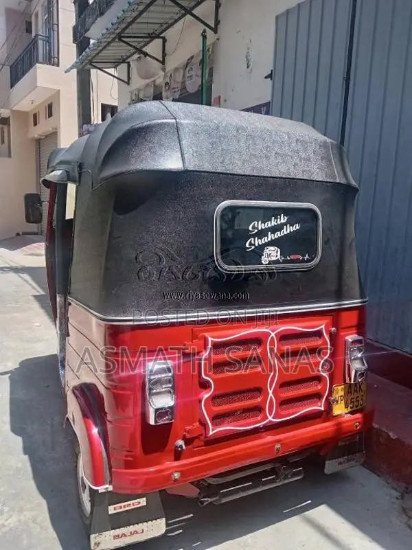 Bajaj RE 2013 Three Wheel (Used)