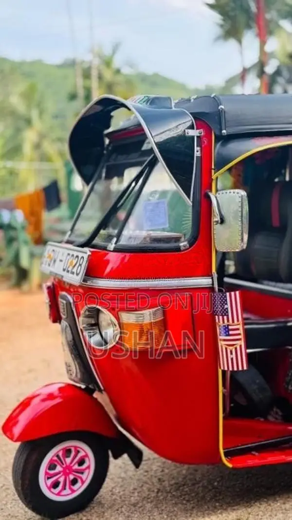 Bajaj RE 2010 Three Wheel (Used)