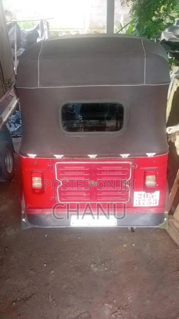 Bajaj 2 stroke 1998 Three Wheel (Used)