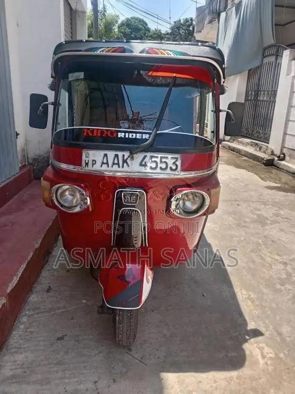 Bajaj RE 2013 Three Wheel (Used)