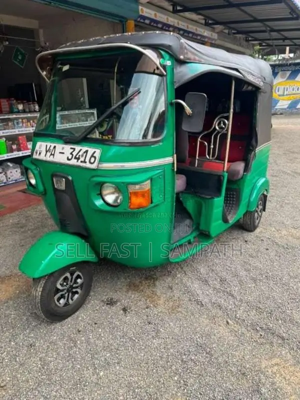 Bajaj 4 Stroke 2010 Three Wheel (Used)
