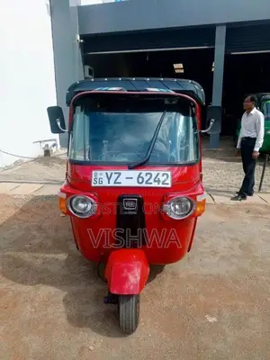 Bajaj RE 205 2012 Three Wheel (Used)