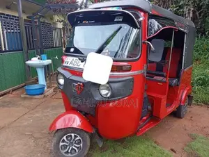 Bajaj 4 Stroke 2016 Three Wheel (Used)