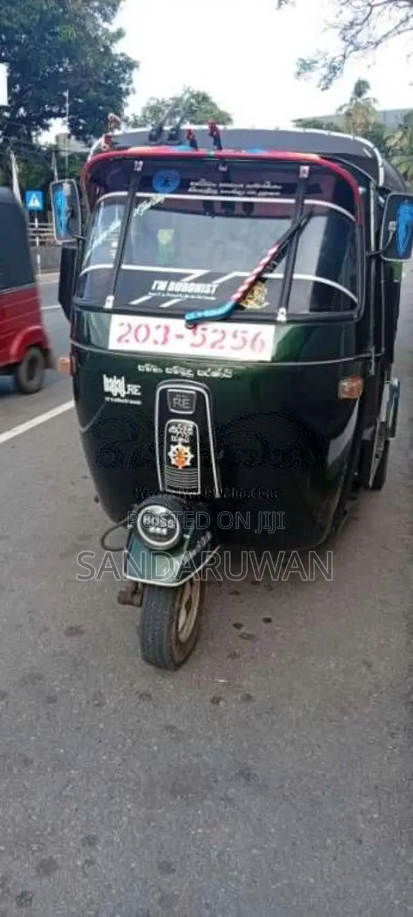 Bajaj 2 Stroke 2000 Three Wheel (Used)