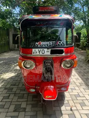 Bajaj 4 Stroke 2011 Three Wheel (Used)