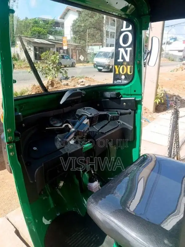 Bajaj RE 2015 Three Wheel (Used)