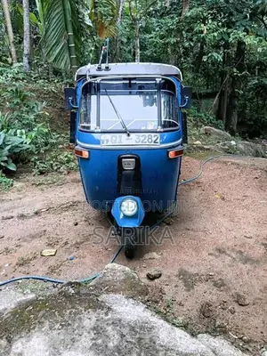 Bajaj 4 stroke 2008 Three Wheel (Used)