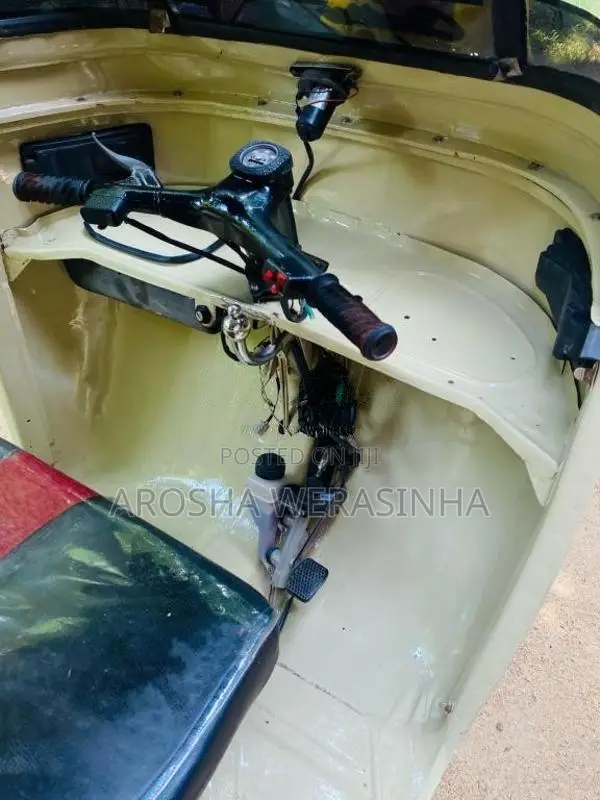 Bajaj RE 1995 Three Wheel (Used)