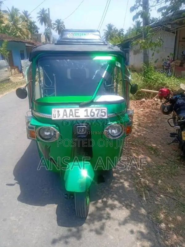 Bajaj RE 4 Stroke 2013 Three Wheel (Used)