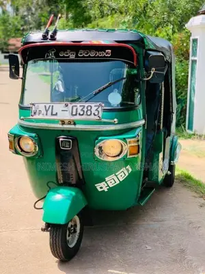 Bajaj RE 205 2011 Three Wheel (Used)