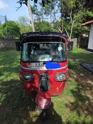 Bajaj 4 Stroke 2013 Three Wheel (Used)