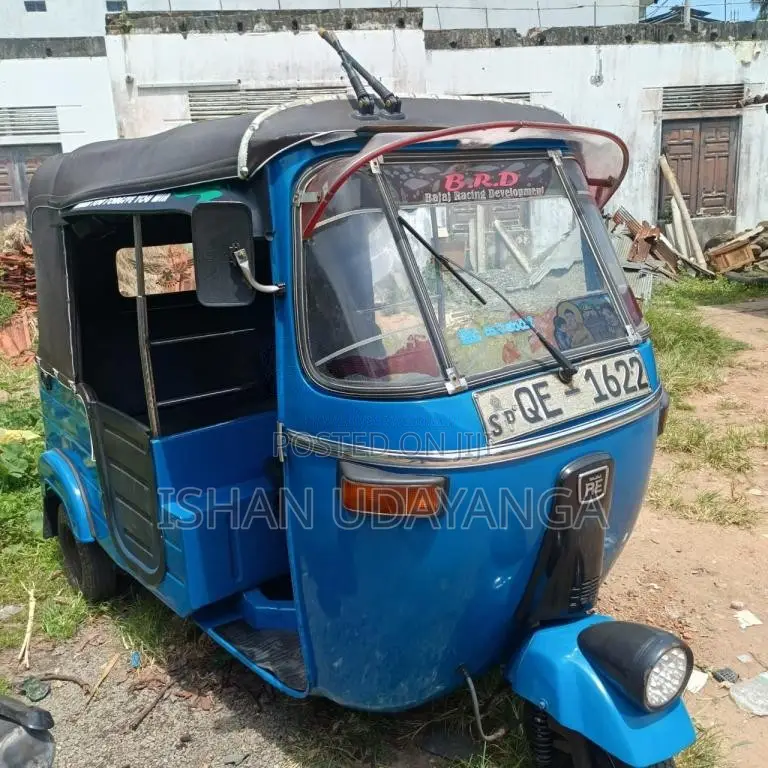 Bajaj 2 Stroke 2006 Three Wheel (Used)