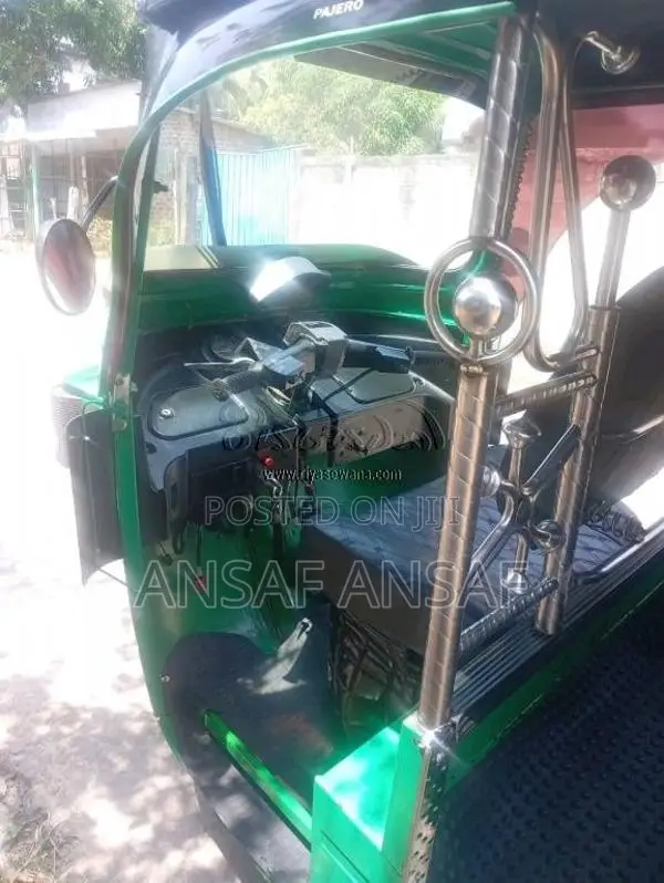 Bajaj RE 4 Stroke 2013 Three Wheel (Used)
