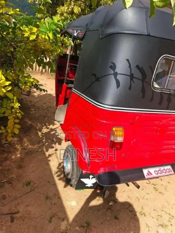 Bajaj 4 Stroke 2008 Three Wheel (Used)