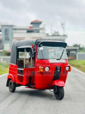 Bajaj 4 Stroke 2012 Three Wheel (Used)