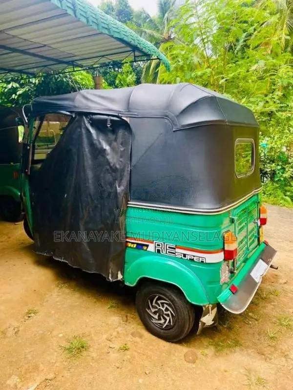 Bajaj 2 Stroke 2003 Three Wheel (Used)