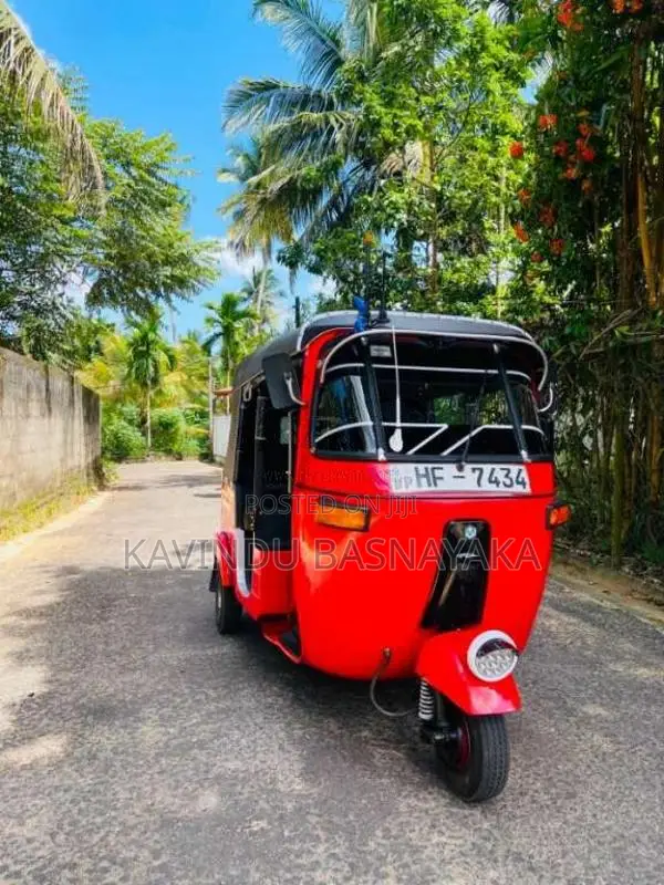 Bajaj 2 Stroke 2004 Three Wheel (Used)