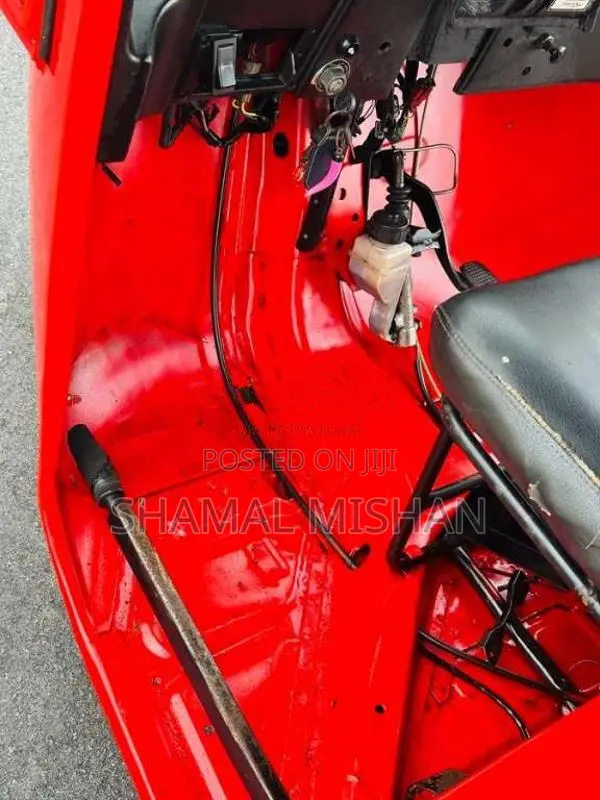 Bajaj 4 Stroke 2012 Three Wheel (Used)