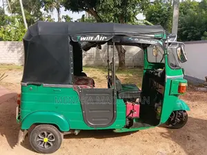 Bajaj 4 Stroke 2016 Three Wheel (Used)
