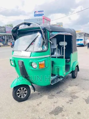 Bajaj 4 Stroke 2012 Three Wheel (Used)