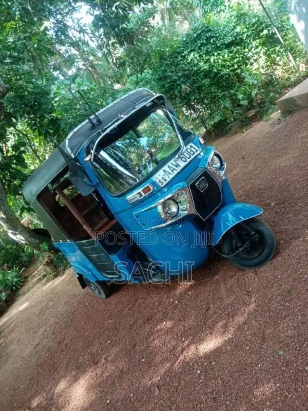 Bajaj RE 2015 Three Wheel (Used)