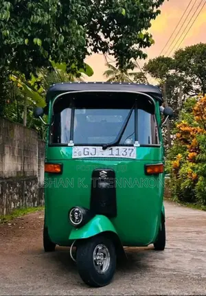Bajaj 2 Stroke 2002 Three Wheel (Used)