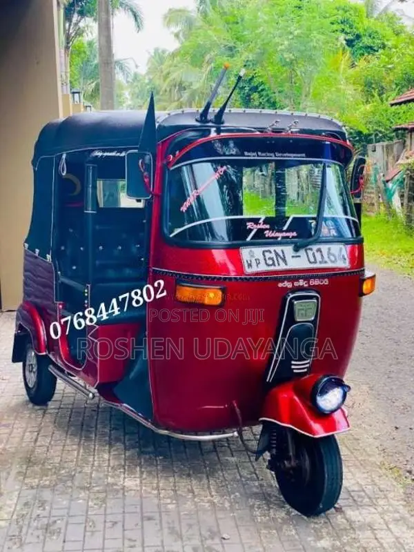 Bajaj 2 Stroke 2002 Three Wheel (Used)