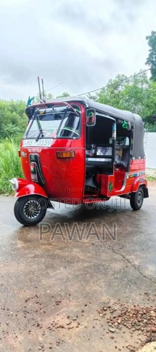 Bajaj 2 Stroke 2005 Three Wheel (Used)