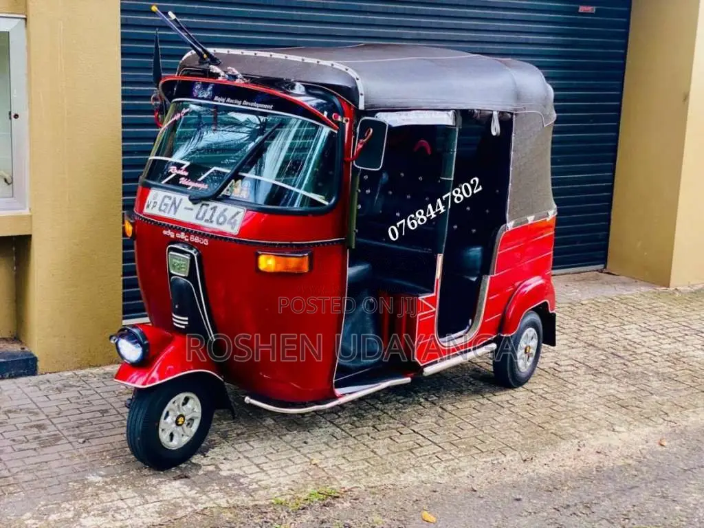 Bajaj 2 Stroke 2002 Three Wheel (Used)