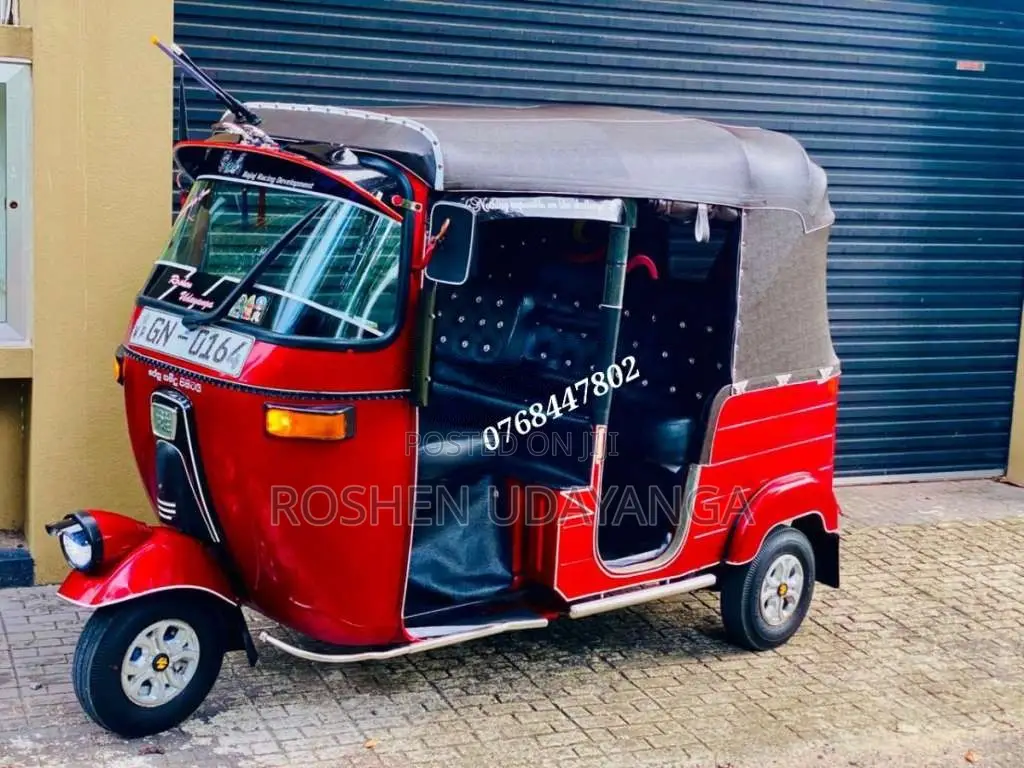 Bajaj 2 Stroke 2002 Three Wheel (Used)
