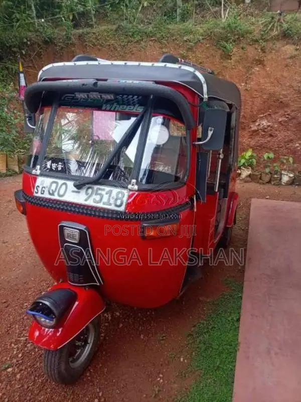 Bajaj 4 Stroke 2008 Three Wheel (Used)