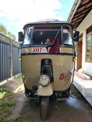 Bajaj 2 Stroke 2000 Three Wheel (Used)
