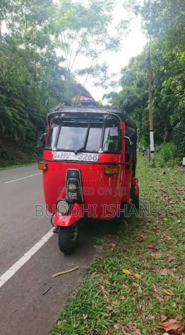 Bajaj 2 Stroke 2004 Three Wheel (Used)